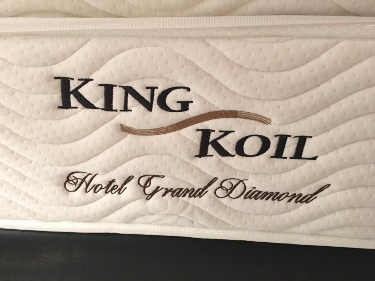 纳戈米套房酒店 雅加达 外观 照片